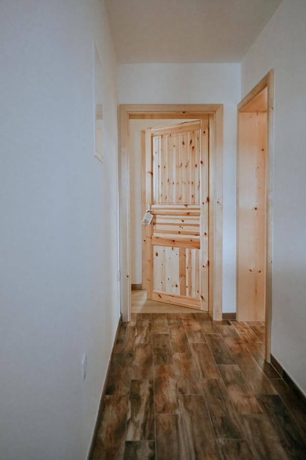 Apartments Cenda Zelezniki Εξωτερικό φωτογραφία