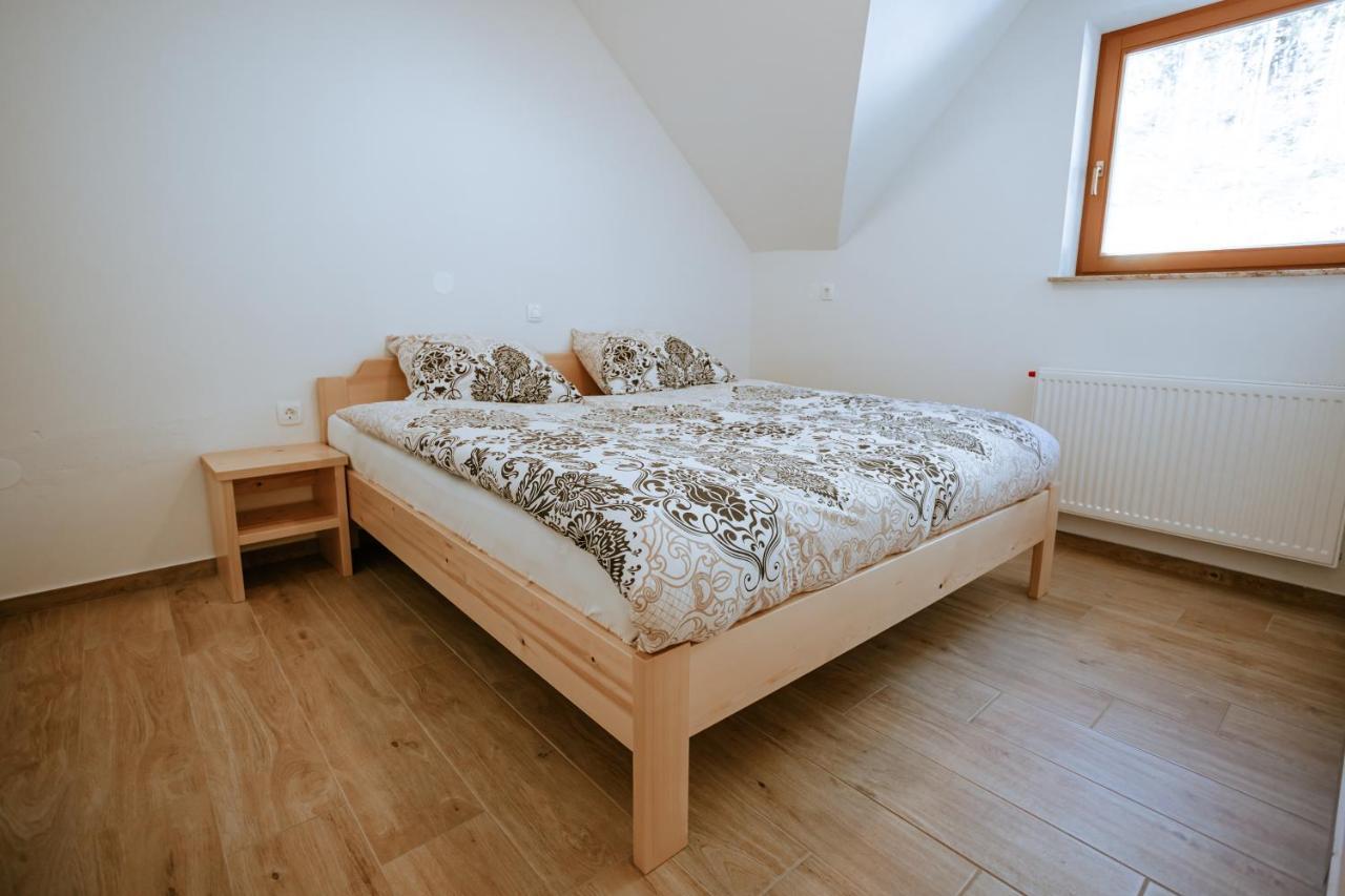 Apartments Cenda Zelezniki Εξωτερικό φωτογραφία